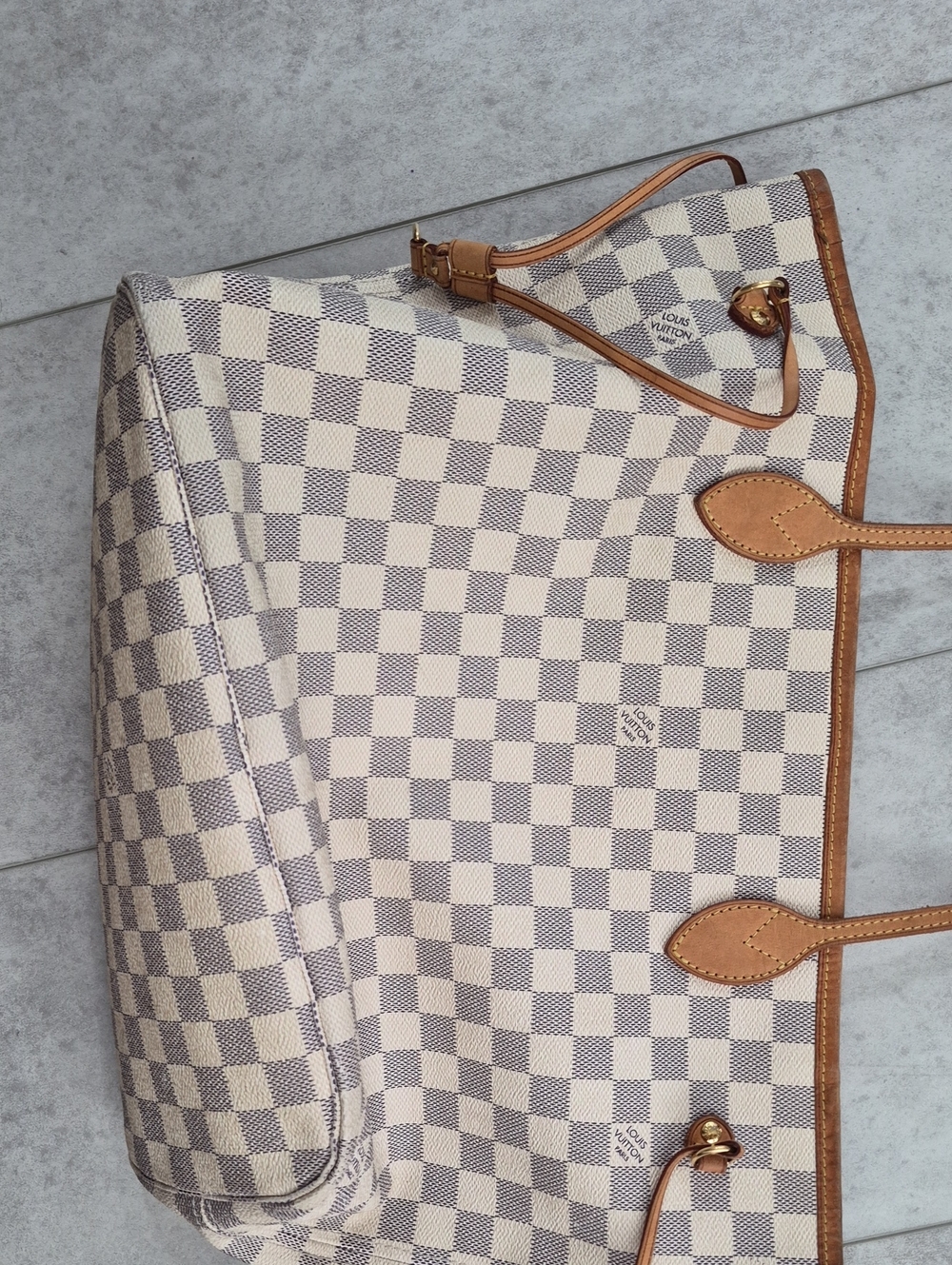 Louis Vuitton Neverfull MM Checkered Tote in Brown & White